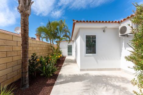 Villa for sale in  Costa Adeje-Playas del Duque, Spain - P2275