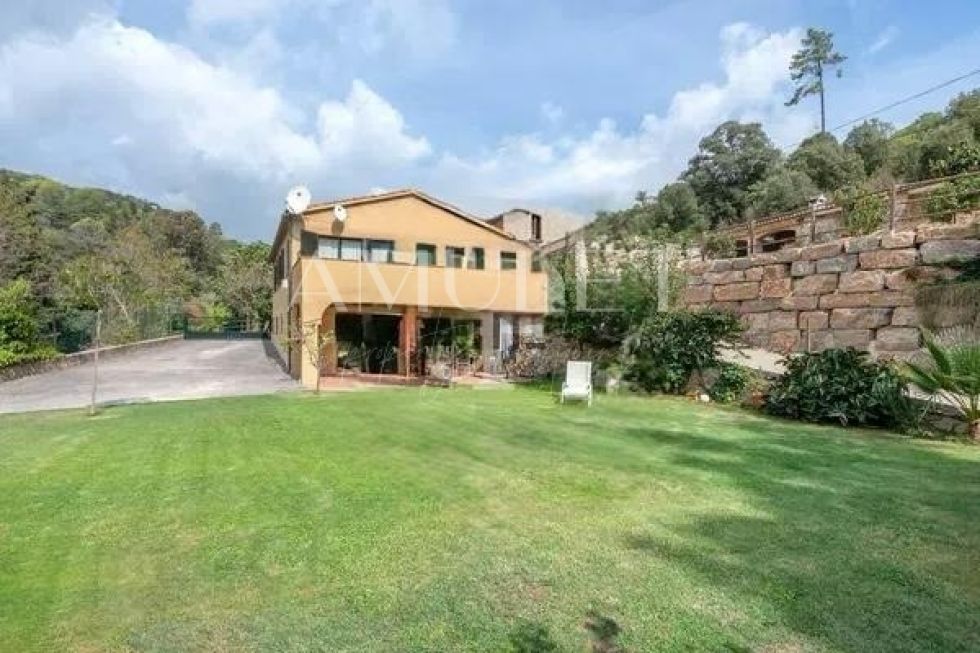 Villa for sale in  Sant Andreu de Llavaneres, Spain - P2364