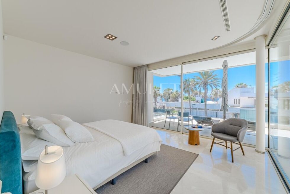 Villa for sale in  Playa de las Américas, Spain - P2513