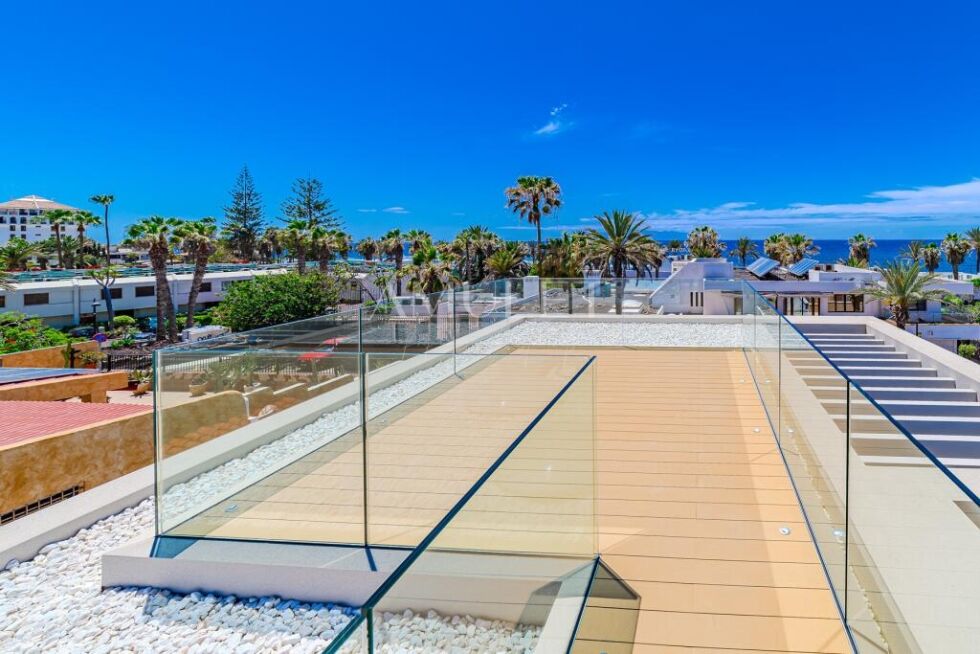 Villa for sale in  Playa de las Américas, Spain - P2513