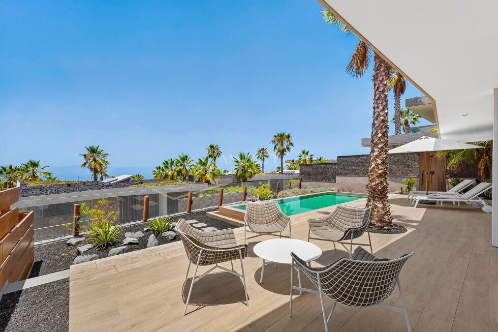 Villa for sale in  Piedra Hincada, Spain - P2528