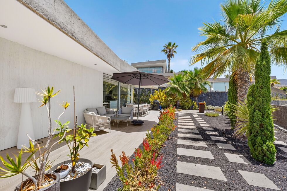 Villa for sale in  Piedra Hincada, Spain - P2528