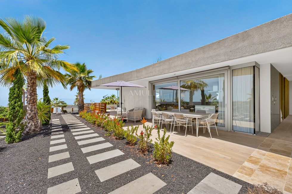 Villa for sale in  Piedra Hincada, Spain - P2528