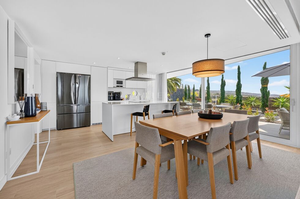 Villa for sale in  Piedra Hincada, Spain - P2528