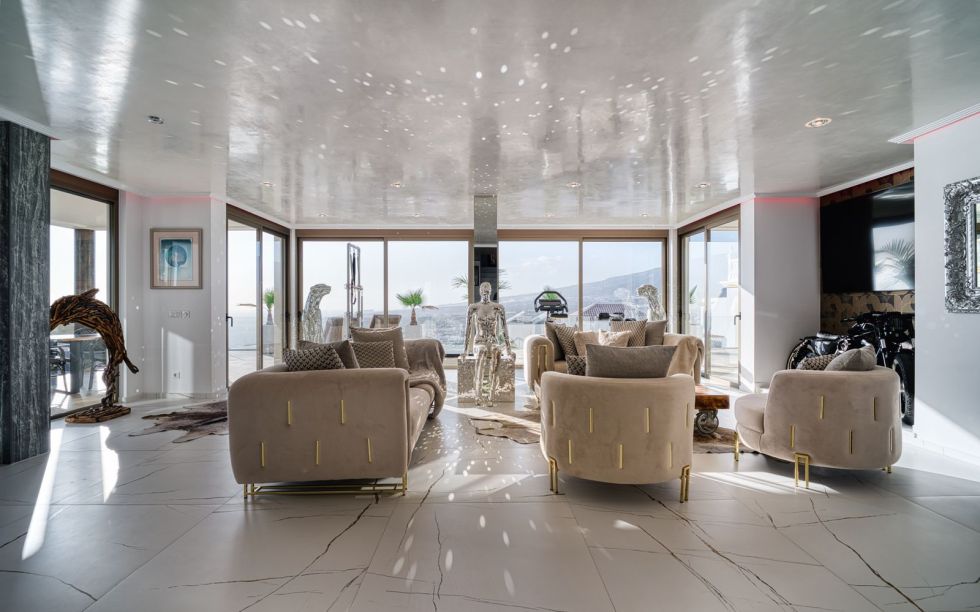 Villa for sale in  Costa Adeje, Spain - TR-2684