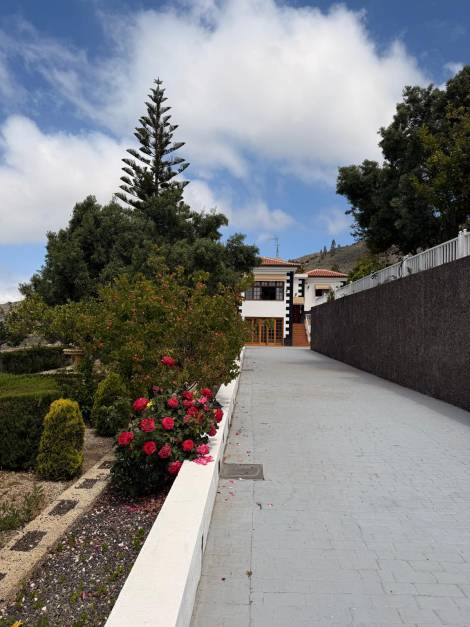 Villa for sale in  San miguel, Spain - TR-2865