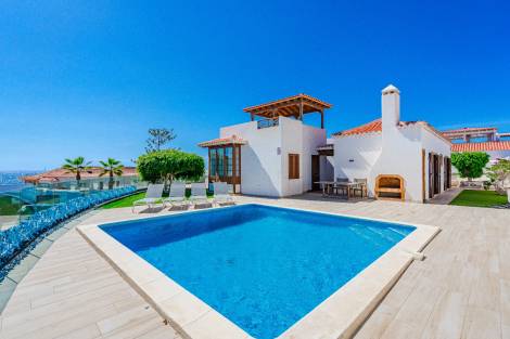 Villa for sale in  La Caleta, Spain - TRC-2986