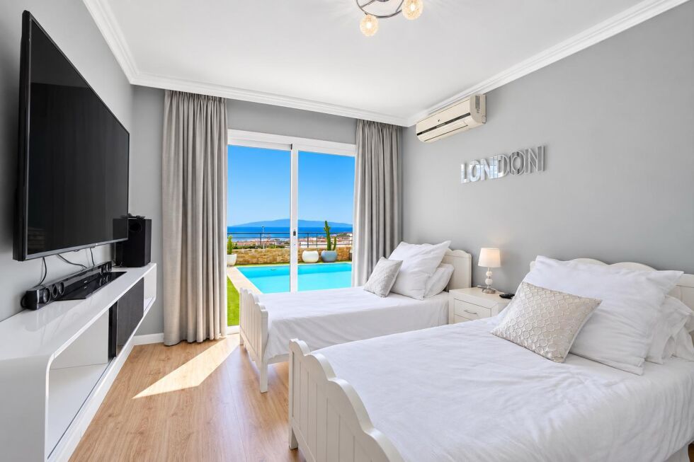 Villa for sale in  Costa Adeje, Spain - TRC-3065
