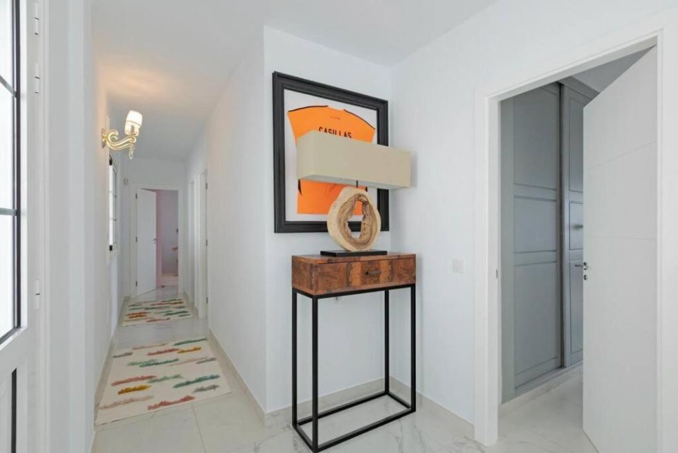 Villa for rent in  Costa Adeje, Spain - TRV-166