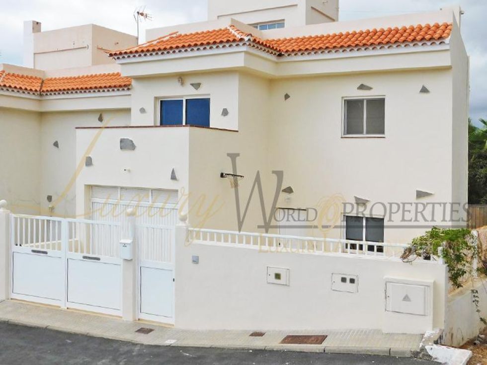 Villa for sale in  Tijoco Bajo, Spain - LWP4362C Casa Adosada en Tijoco Bajo