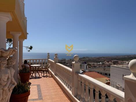 villa-for-sale-in-torviscas-bajo-torviscas-bajo-spain--p00072