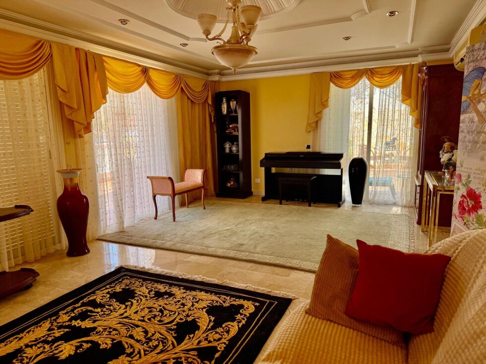Villa for sale in  Torviscas Bajo, Spain - P00072