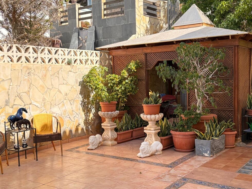 Villa for sale in  Torviscas Bajo, Spain - P00072