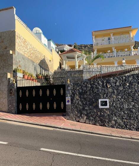 Villa for sale in  Torviscas Bajo, Spain - P00072