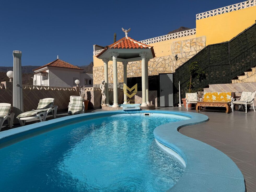 Villa for sale in  Torviscas Bajo, Spain - P00072