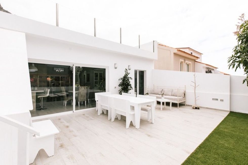 Villa for sale in  San Eugenio, Spain